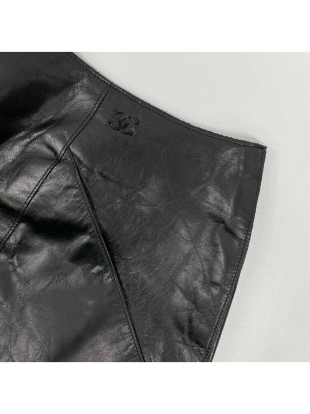 Chanel 02A CC Logo Leather Skirt 38